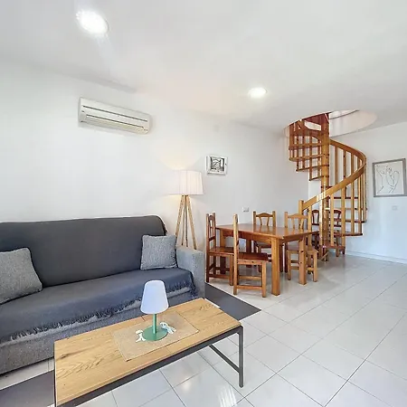 Roca Fornells, Bonito Con Piscina Ss21 福尔内利斯